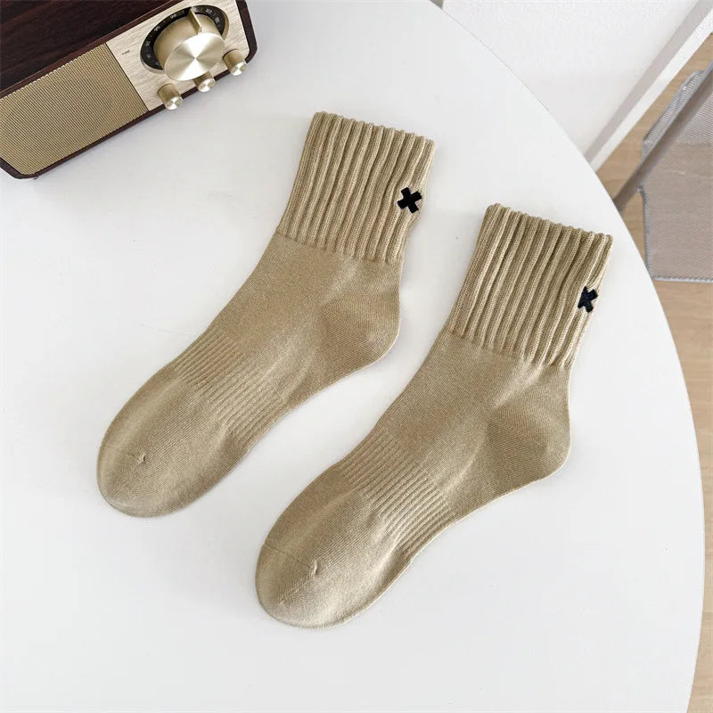 Embroidered Mid-Calf Cotton Socks - EU 38-44, 4 Colors, Unisex