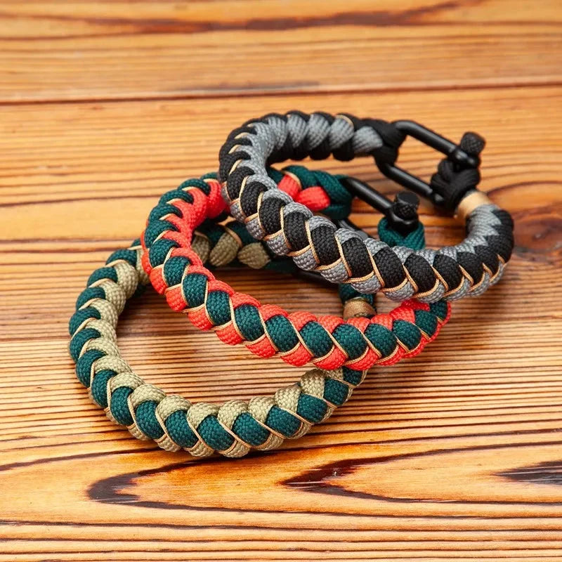 Heavy Haul Men’s U-Shape Survival Bracelet deideas