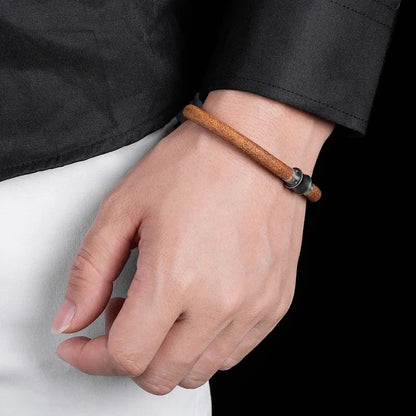 Refined Drive Minimalist Leather Bracelet for Him deideas
