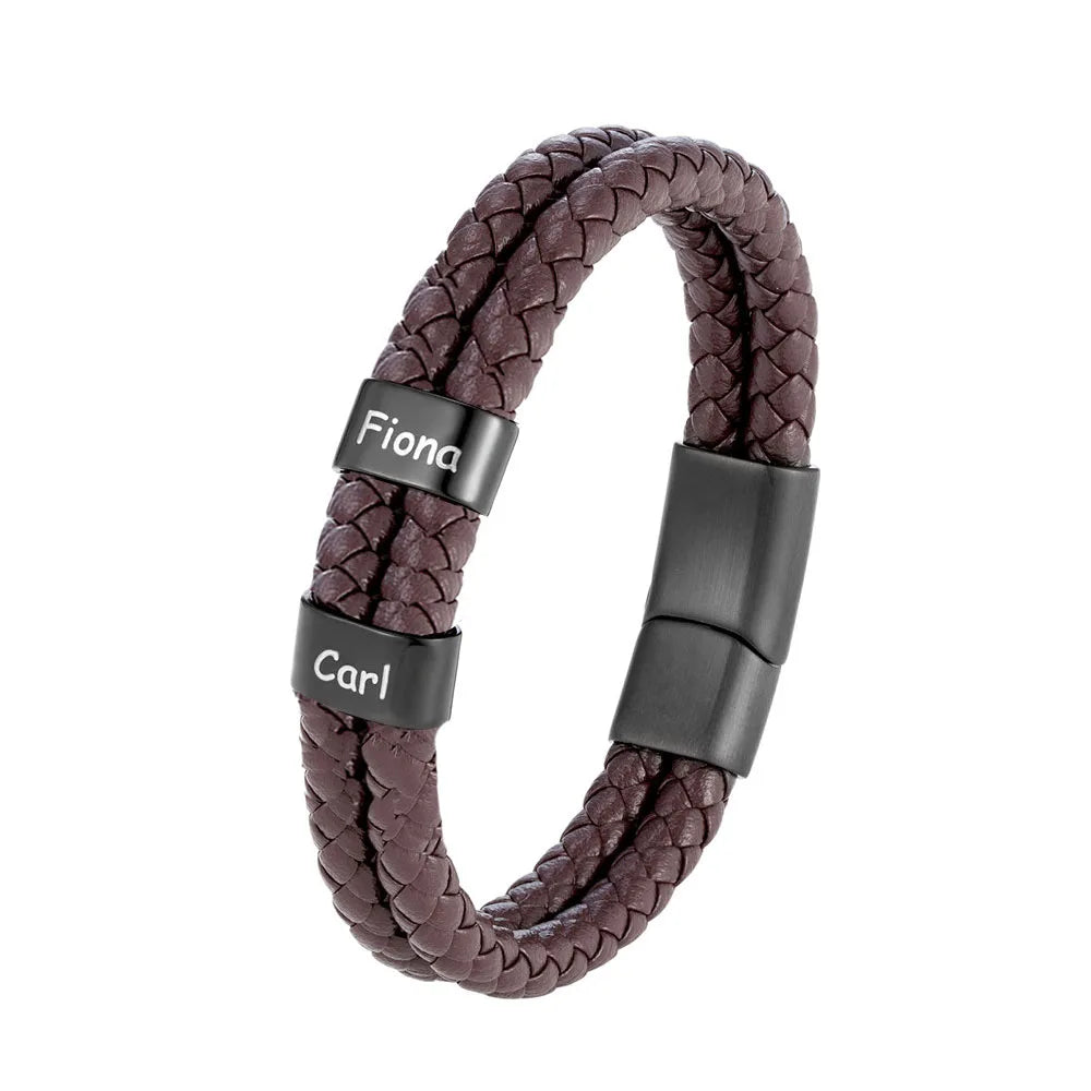 Pulsera de cuero trenzado personalizada con nombre de familia para hombre con dije de acero inoxidable