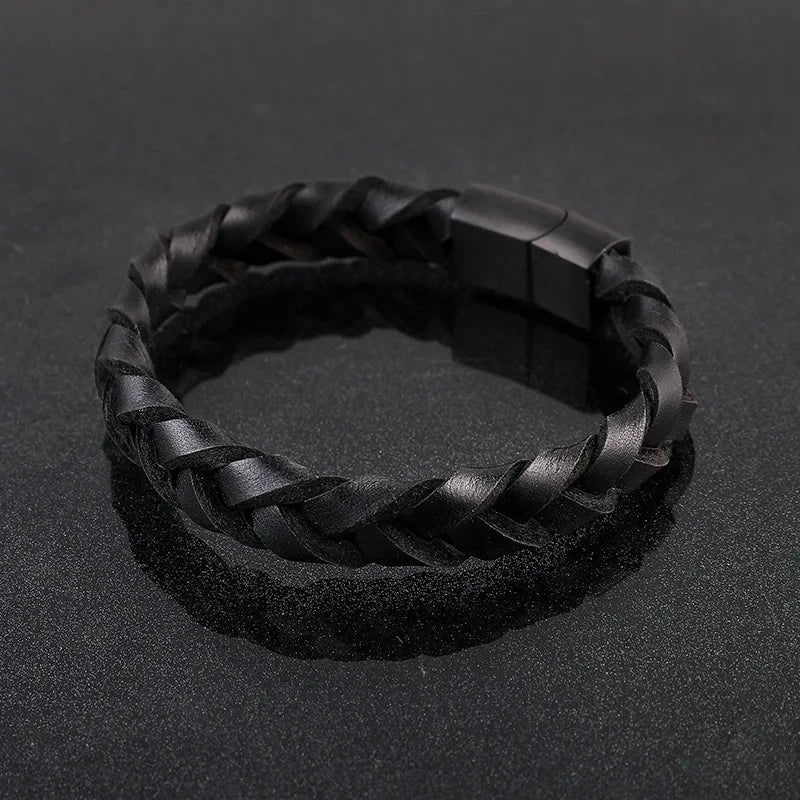 Race Line Brushed Black Leather & Steel Men’s Bracelet deideas
