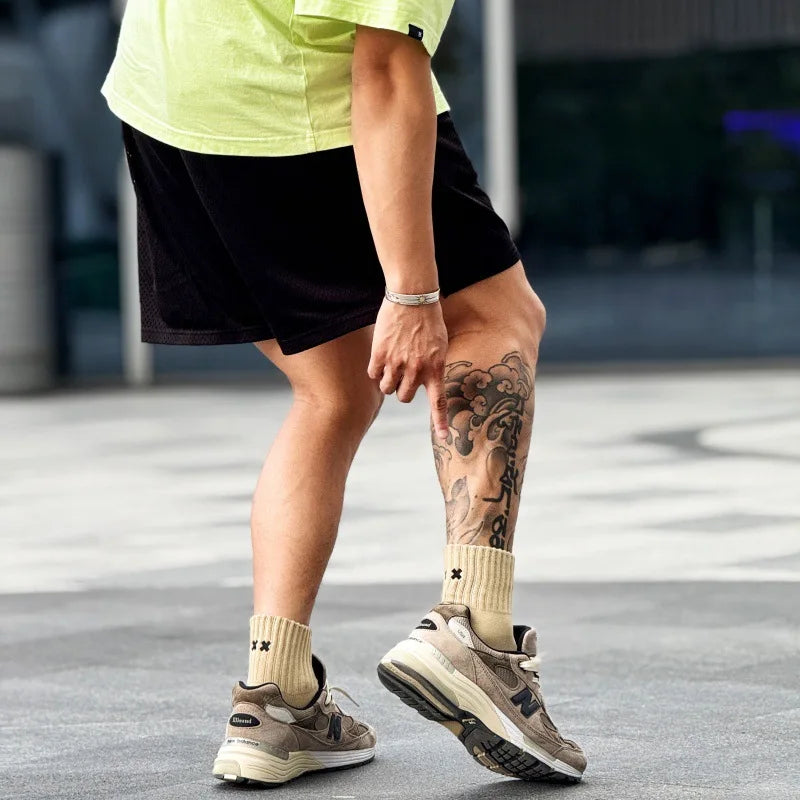 Calcetines de algodón bordados a media pantorrilla - UE 38-44, 4 colores, unisex