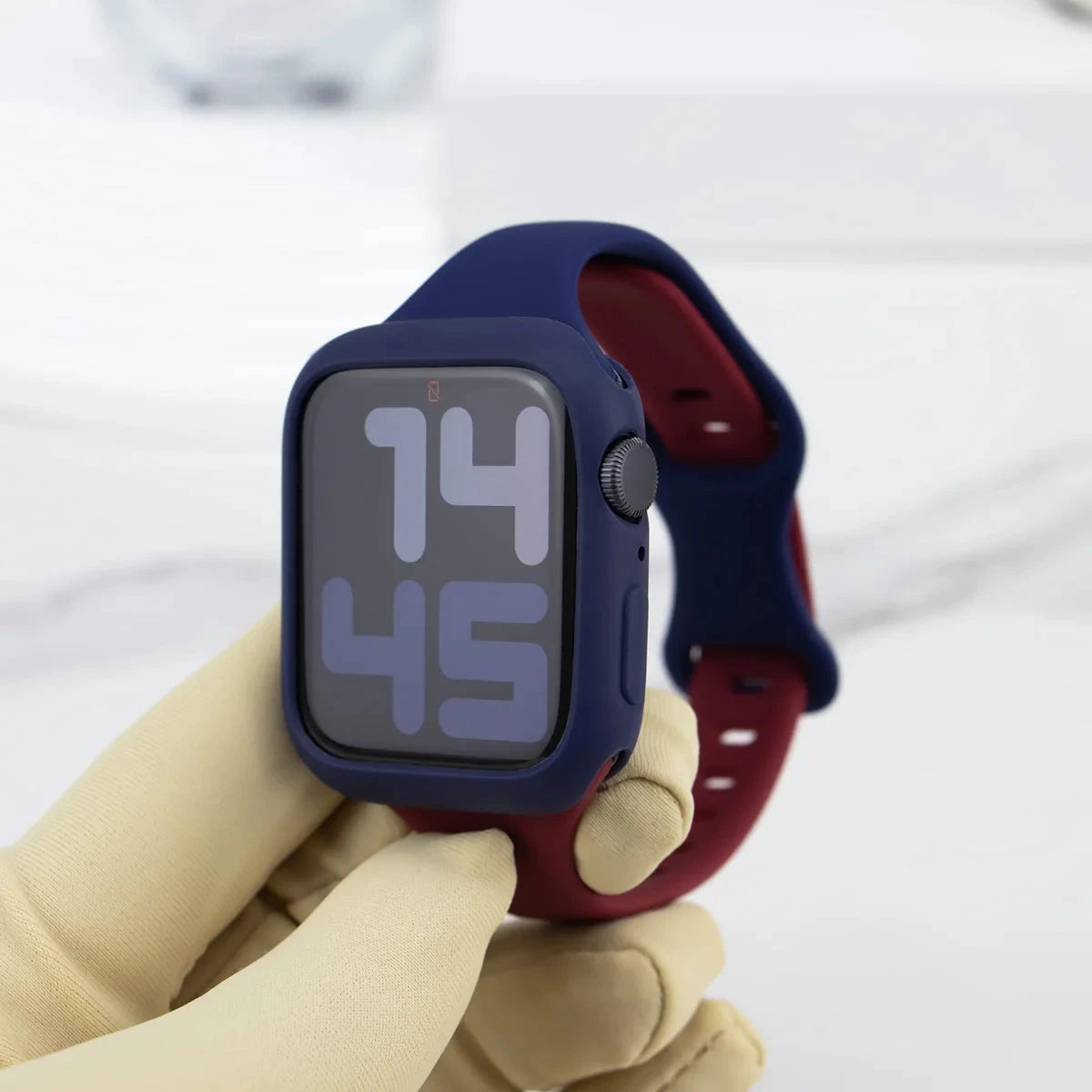 SilkLight Strap Soft, feather-light, and crafted for a feminine, sophisticated look. deideas