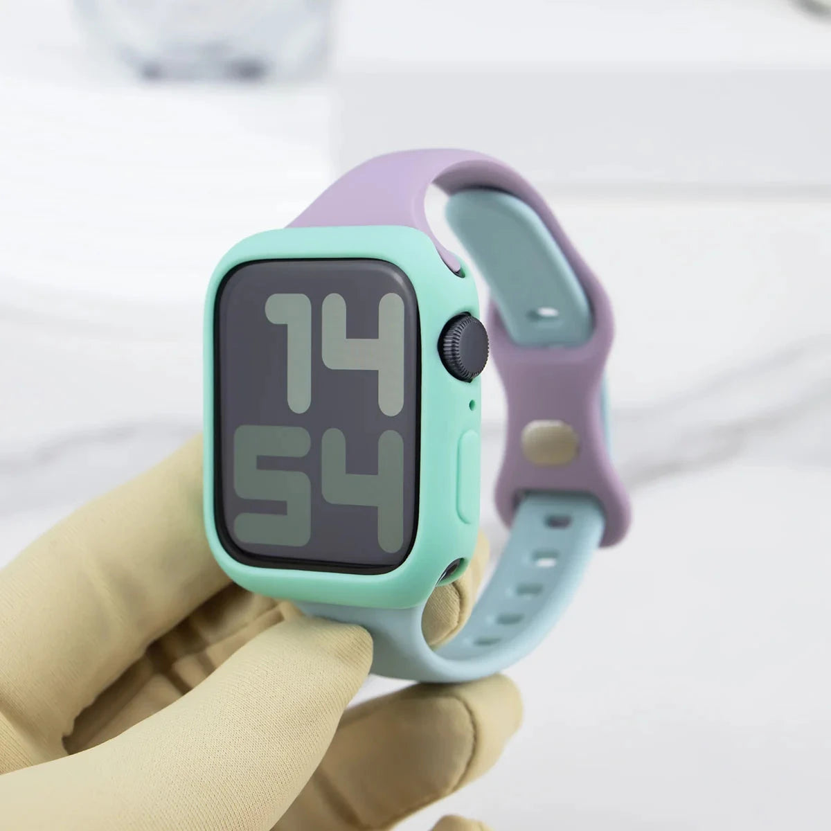 SilkLight Strap Soft, feather-light, and crafted for a feminine, sophisticated look. deideas