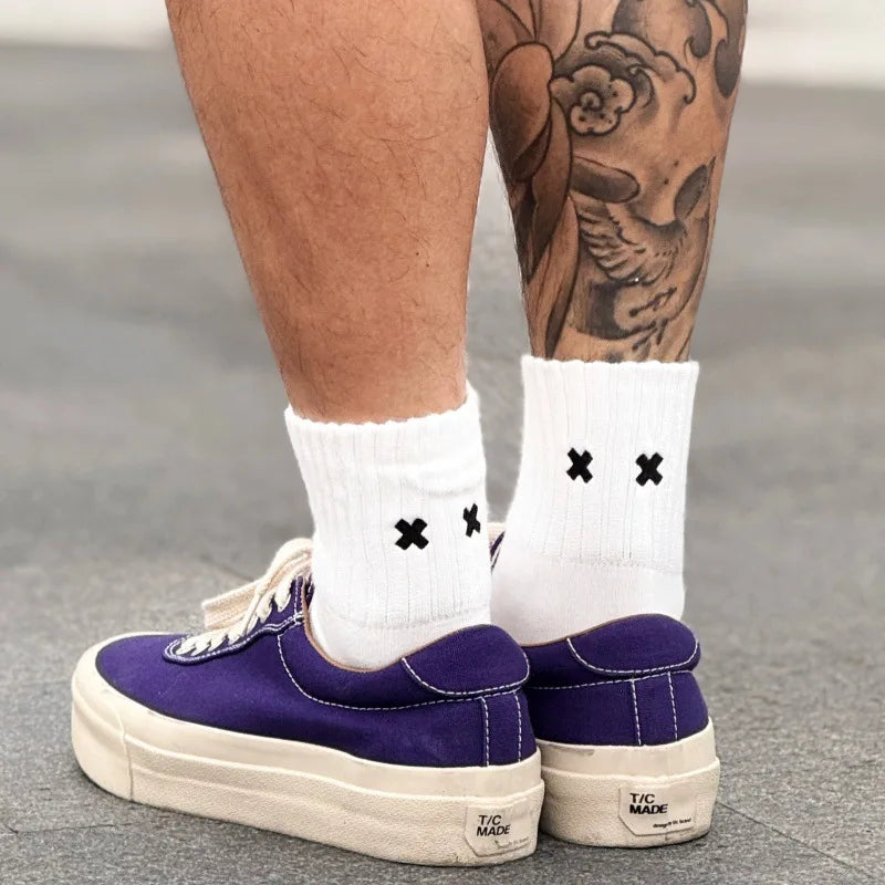 Calcetines de algodón bordados a media pantorrilla - UE 38-44, 4 colores, unisex