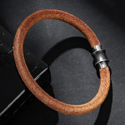 Refined Drive Minimalist Leather Bracelet for Him deideas