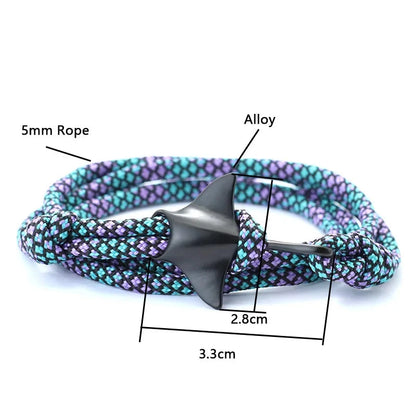 Saltwater Loop A bow that captures the essence of the sea and the free spirit of surfing deideas