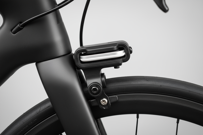 Detalle GPS tracker instalado - formato cuadrado